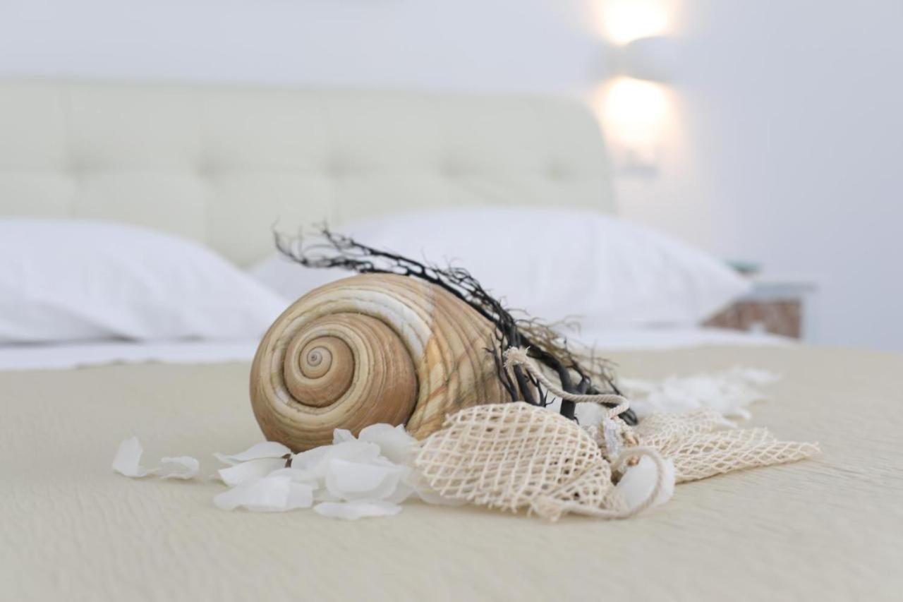 White Aurora Rooms Porto Cesareo Exteriér fotografie