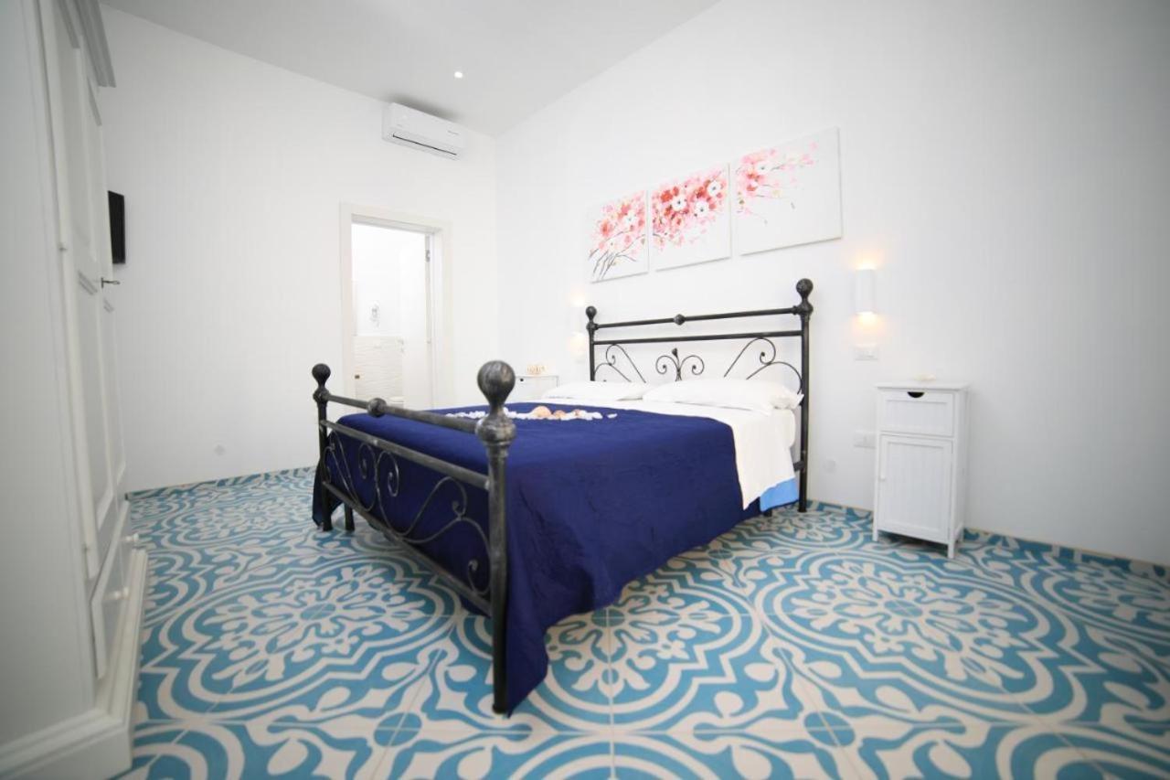 White Aurora Rooms Porto Cesareo Exteriér fotografie